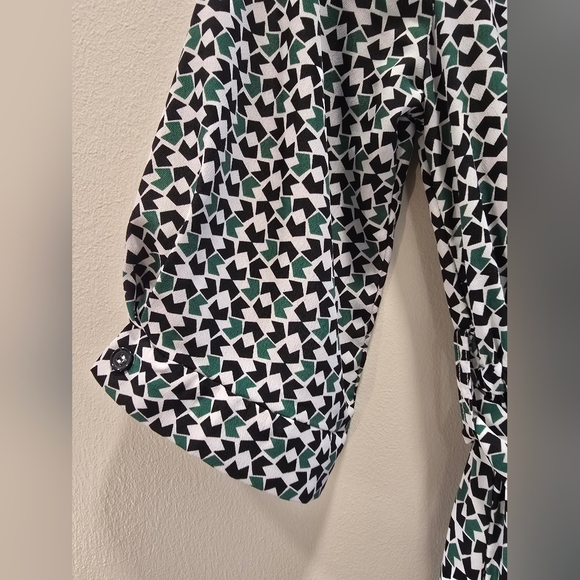 Geometric Patterned Midi Dress - Picture 6 of 7